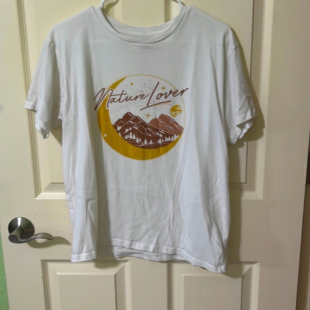 Pura Vida Tshirt size small